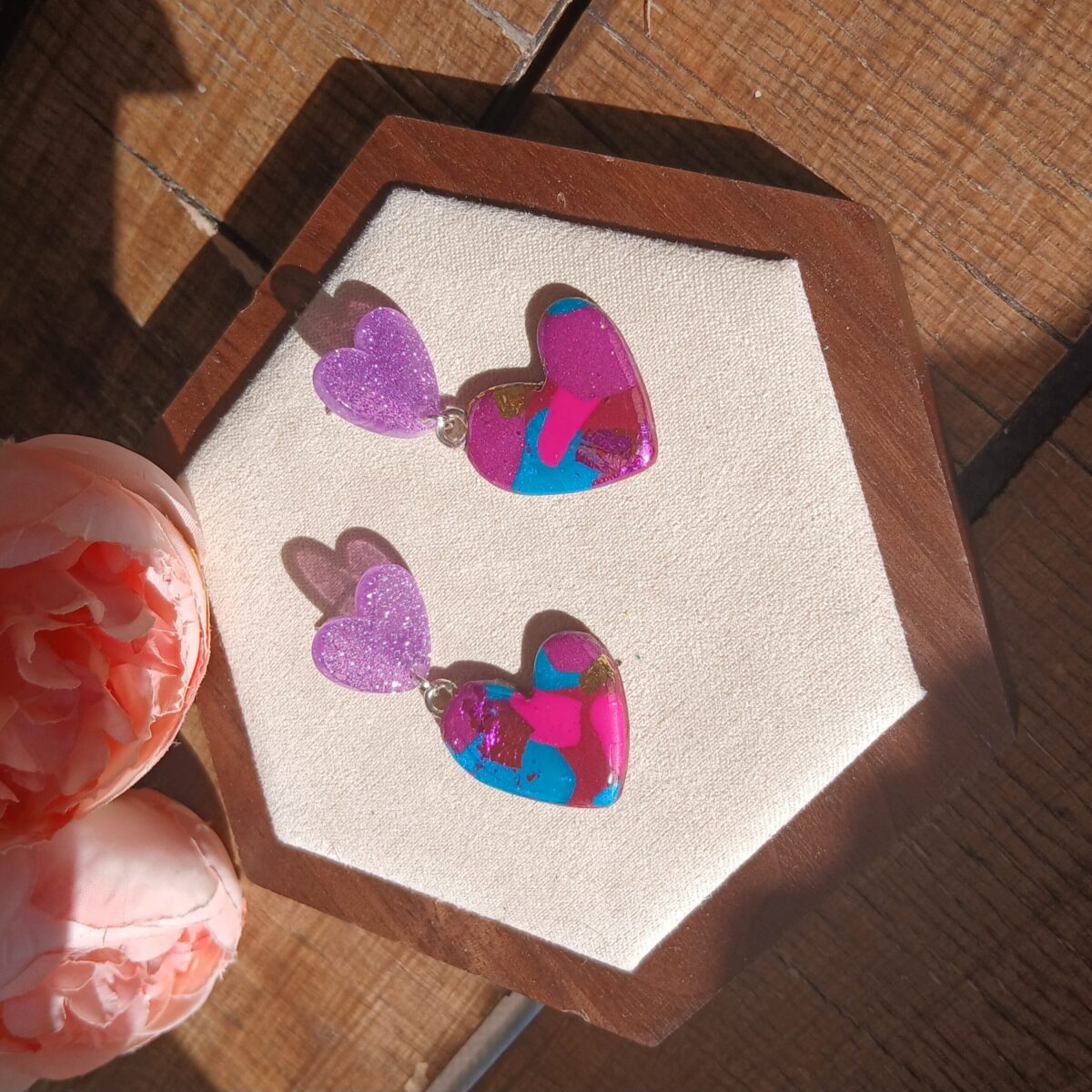 20260325_104752 Les Clarisses — Boucles d’oreilles cœur vibrant