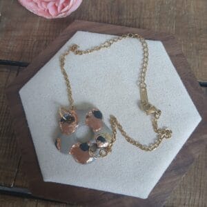 Bracelet - Eva la fleur au poignet