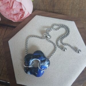 Bracelet - Eva la fleur au poignet