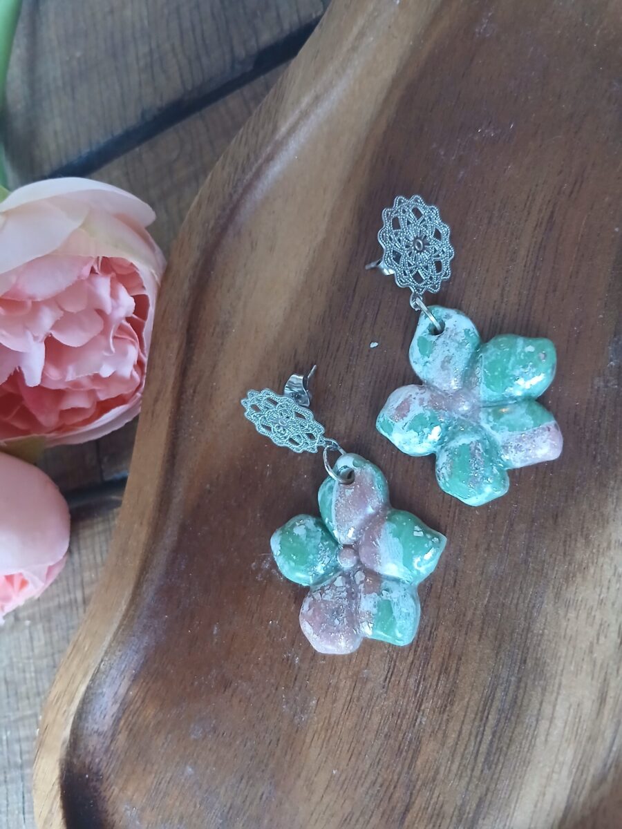 20260323_182215 Les Floras — Poésie végétale