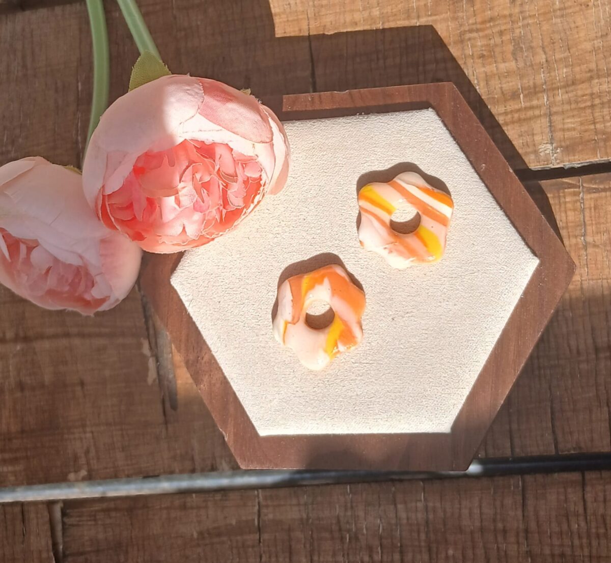 20260325_101617 Les Inès — Boucles d’oreilles audacieuses & solaires