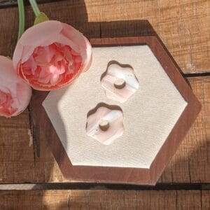 20260325_101821 Les Inès — Boucles d’oreilles audacieuses & solaires