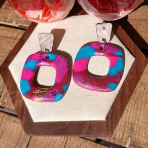 20260325_113153 Les Camélias— Une audace géométrique