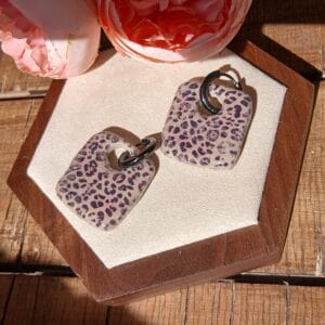 20260325_113943 Les Paulines — Boucles d’oreilles carrée