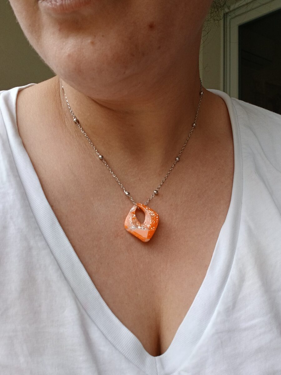 20260430_153153 Les Laures - Collier losange