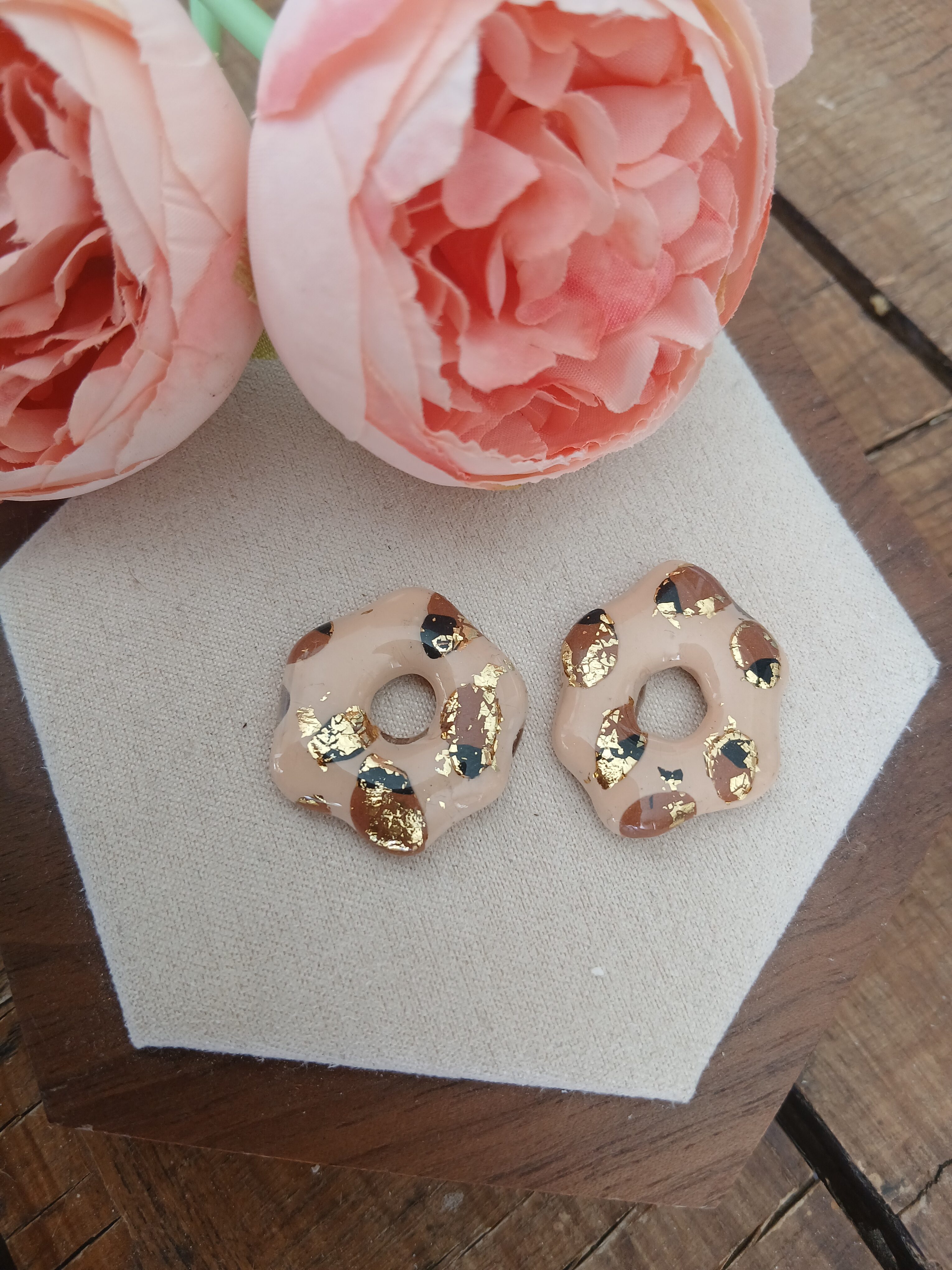 Les Inès — Boucles d’oreilles audacieuses & solaires