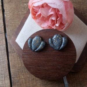 Les Puces— Minimaliste mais grand effet