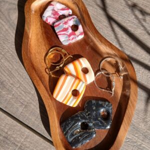 Screenshot_20260217_130505_Gallery Les Paulines — Boucles d’oreilles carrée