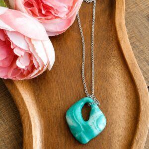 Les Laures - Collier losange qui à du caractère