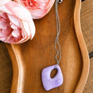 Les Laures - Collier losange qui à du caractère